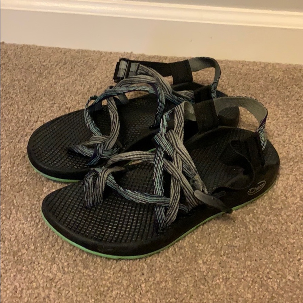 Double strap Chacos with toe loop